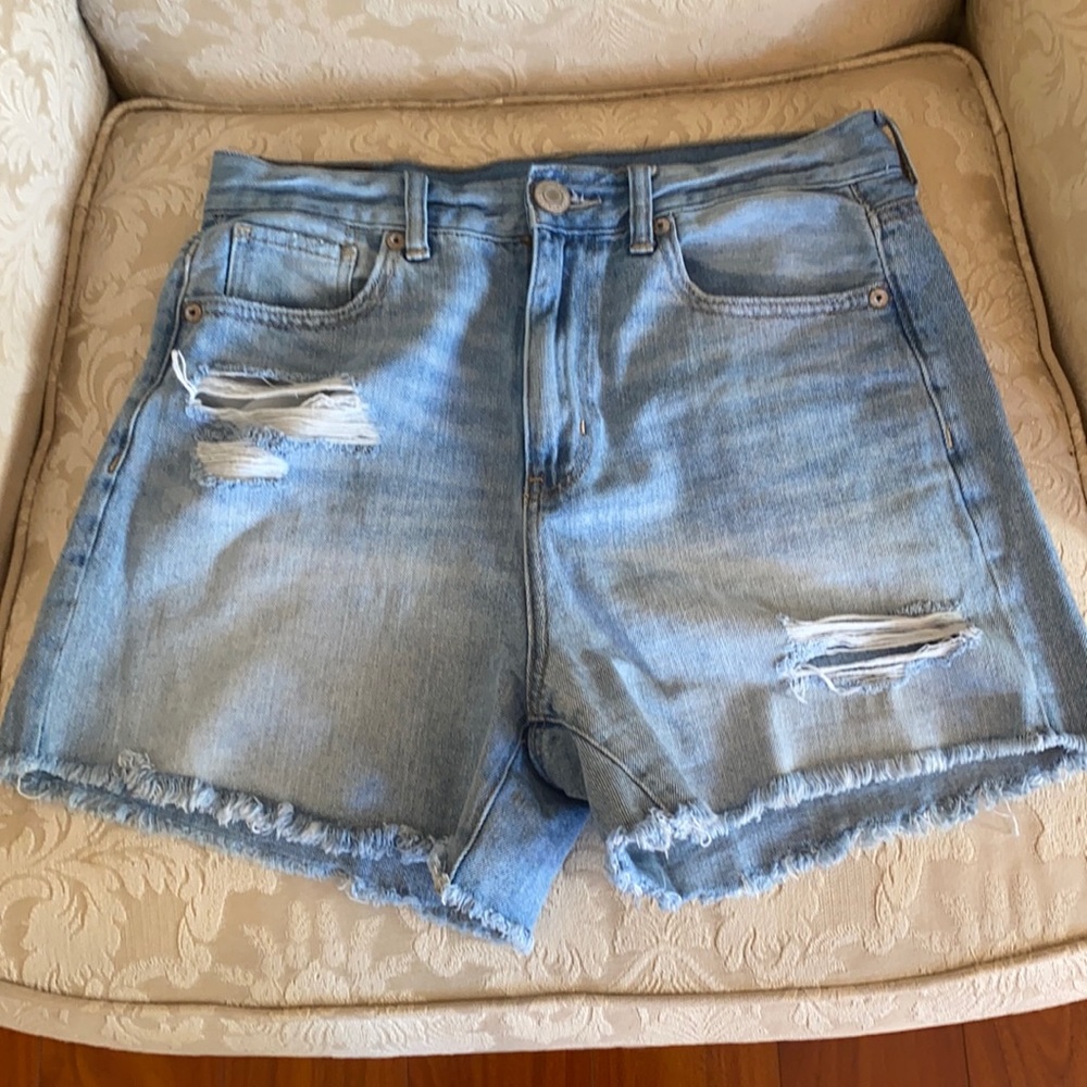 American Eagle Mom short 🦅